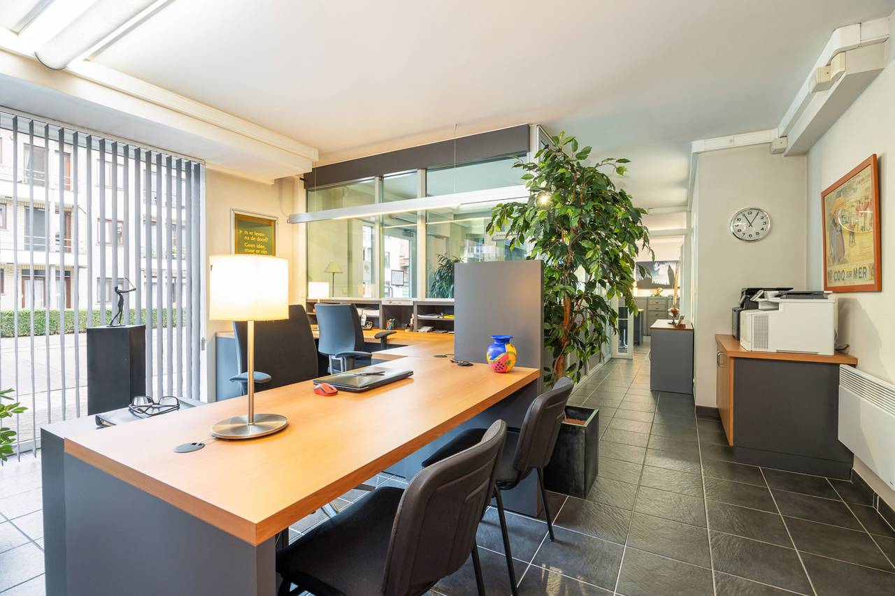 Commercieel te huur in Beveren-Kruibeke-Zwijndrecht