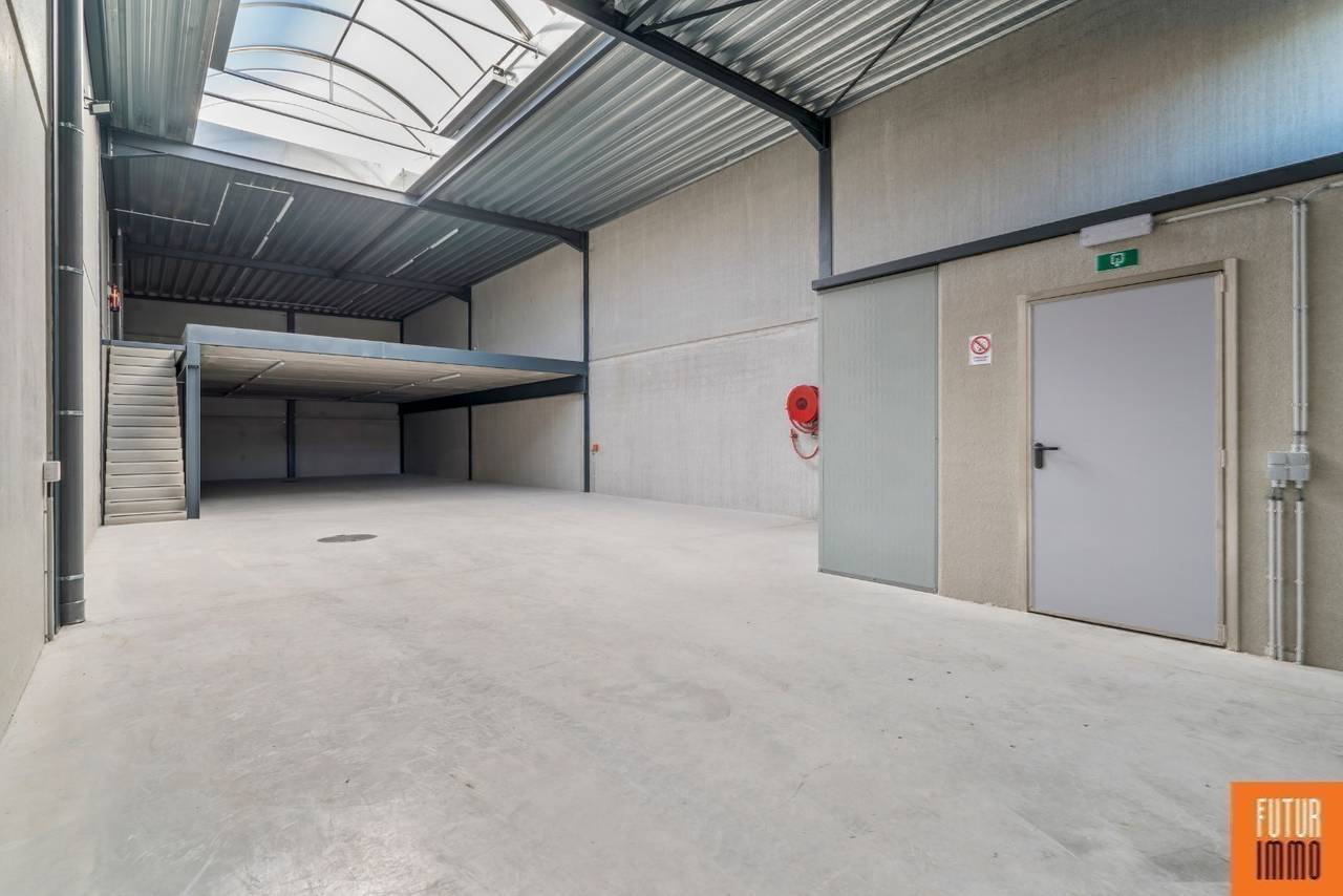 Commercieel te huur in Kortemark