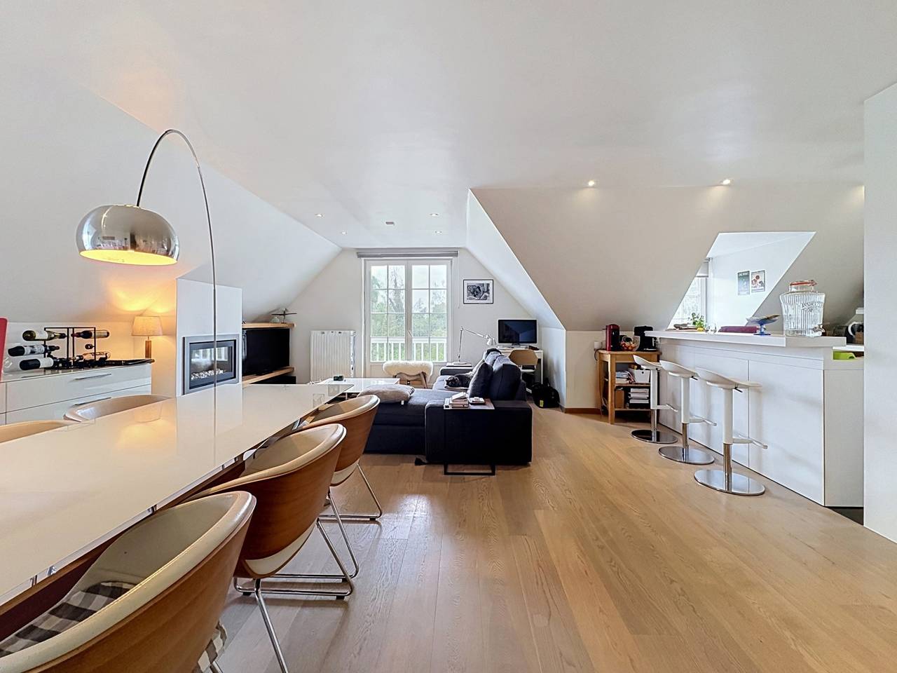 Appartement te huur in Sint-Martens-Latem met 2 slaapkamers